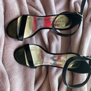 Black Steve Madden Heel